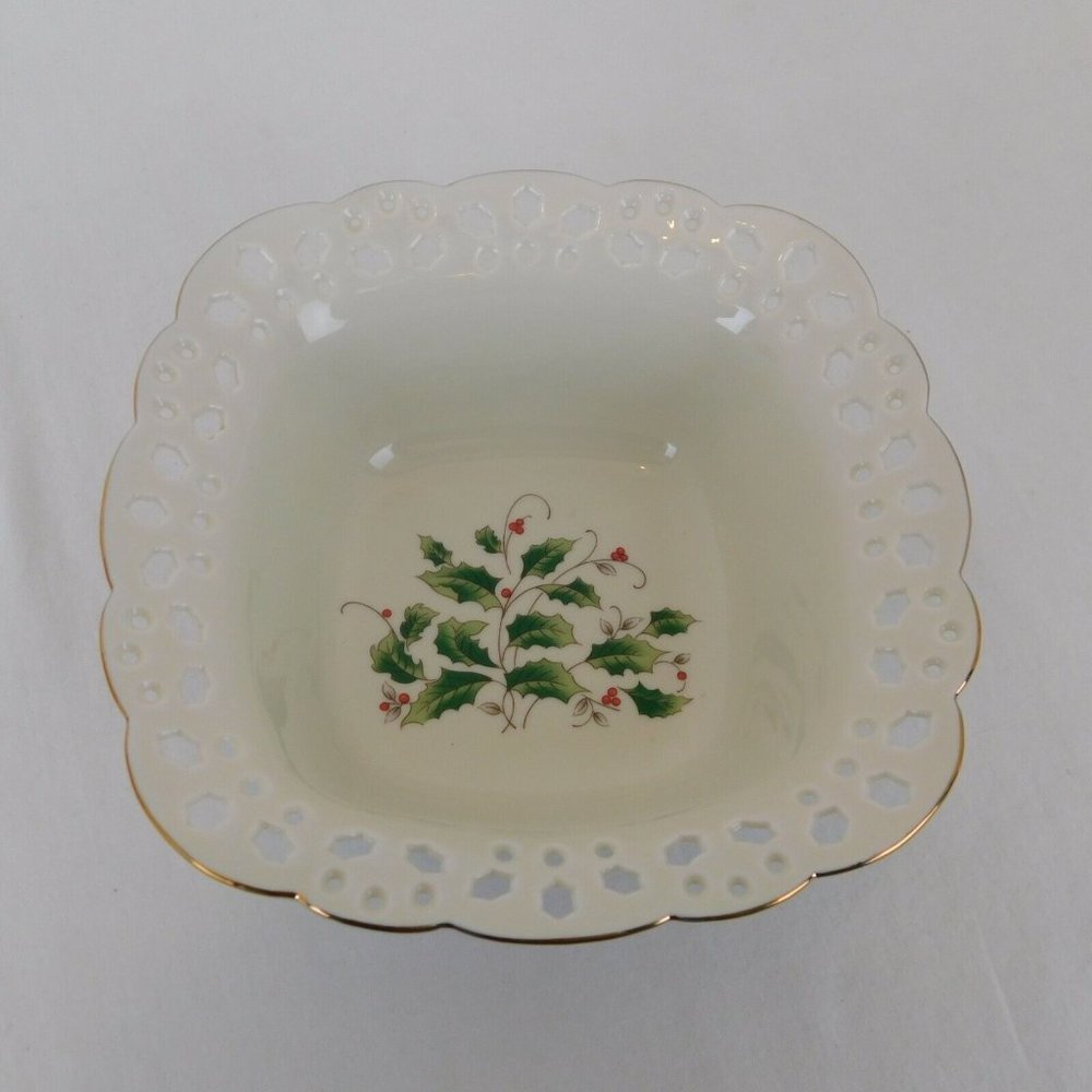 Pierced Treat Bowl Square Gold Trim Royal Limited Holly Holiday Christmas Japan